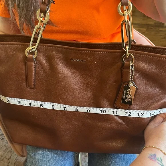 Brown leather coach purse - Picture 10 of 10